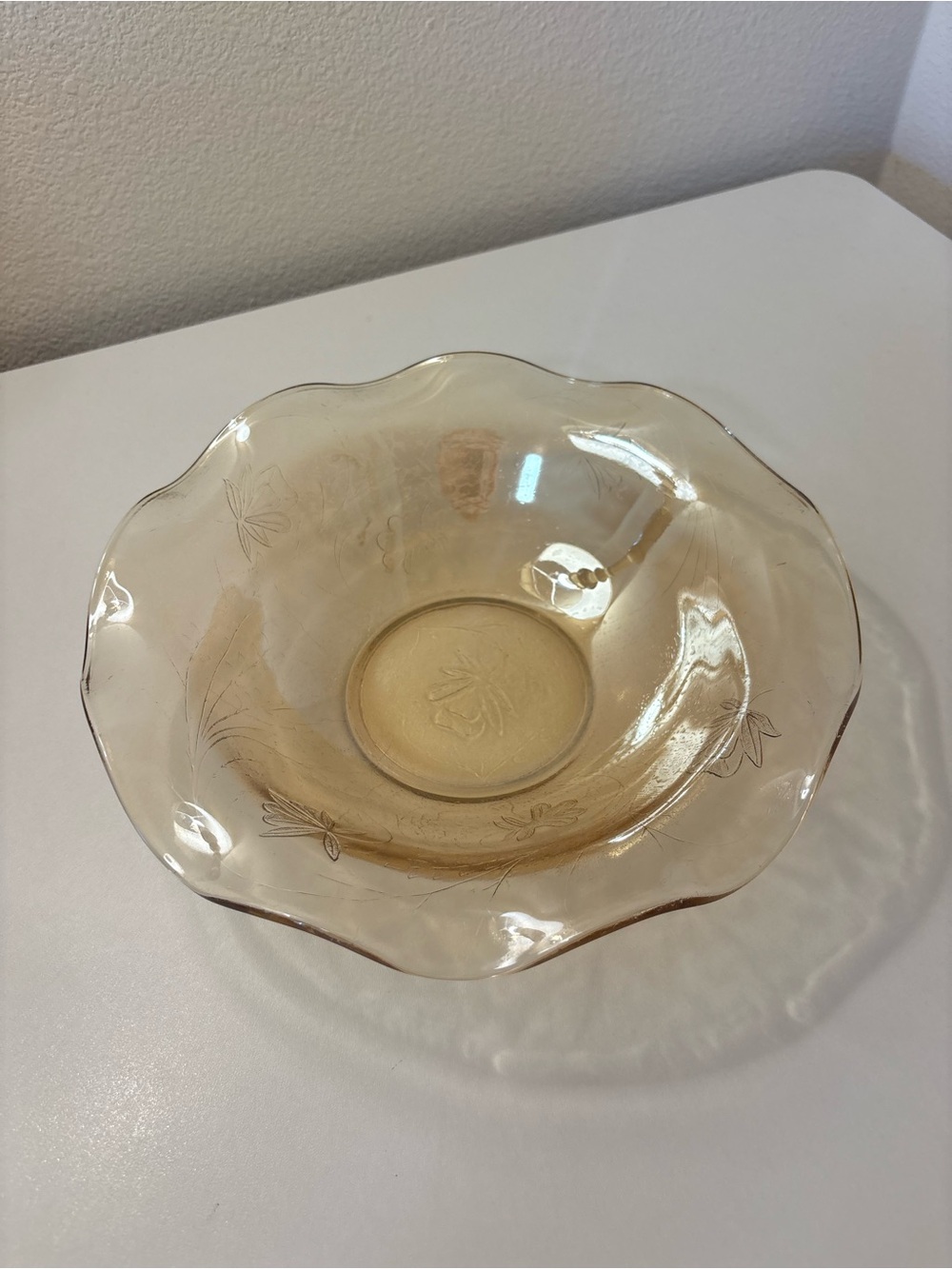 Vintage Jeanette Floragold Marigold Iridescent Ruffled Fruit Bowl 9.5 inches